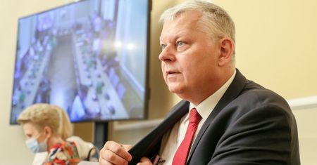 "Lex TVN". Marek Suski był w KRRiT. Poseł PiS ujawnia szczegóły rozmów