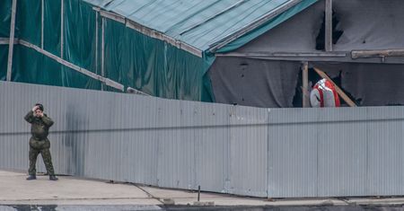Rosyjski kolaborant o hangarze z wrakiem tupolewa. Oskarża Ukraińców