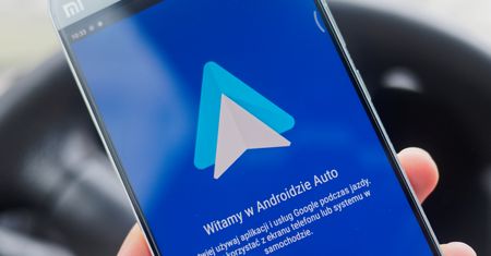 Nowa aplikacja Android Auto – wygodniejsza, wkrótce WiFi zamiast kabla