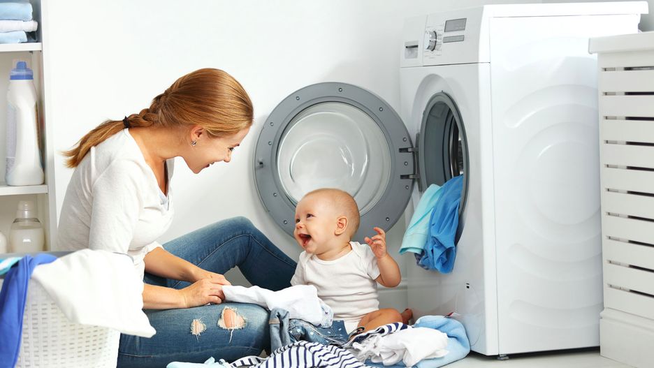 Zakup pojemnej pralki przy dużej rodzinie to oszczędność czasu i pieniędzy