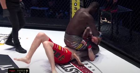 Co za debiut "Czarnego Polaka"! Legenda freak fightów totalnie rozbita