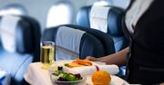 Smak luksusu w klasie ekonomicznej. Stewardesa zdradza prosty trik