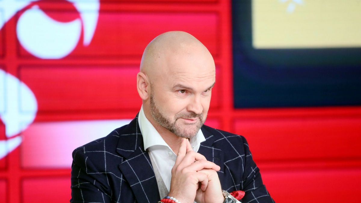 InPost sponsorem reprezentacji Polski
Fot. Wojciech Olkusnik/East News, Warszawa, 30.05.2022. Konferencja prasowa Polskiego Zwiazku Pilki Noznej oraz firmy InPost 
na Stadionie PGE Narodowym. InPost zostal sponsorem strategicznym pilkarskiej reprezentacji Polski. 
N/z: prezes InPost Rafal Brzoska
Wojciech Olkusnik