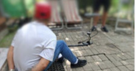 Ukradł chodnik i rozebrał altanę. Złodziej zrobił sobie z tego "remont" podwórka
