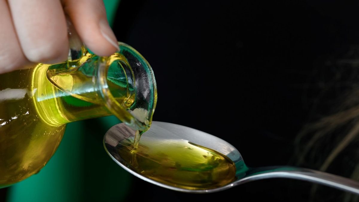 Olej z wiesiołka - właściwości zdrowotne i zastosowanie w kosmetyce