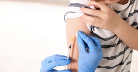 Będzie można bezpłatnie zaszczepić najmłodszych przeciw COVID-19