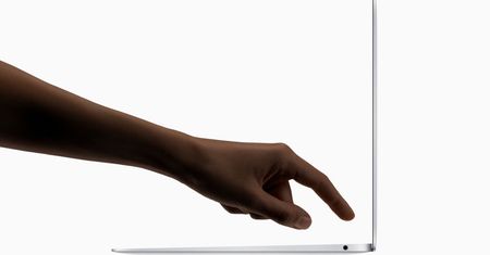 Apple zrezygnuje z klawiatury motylkowej - klęska autorskiej konstrukcji