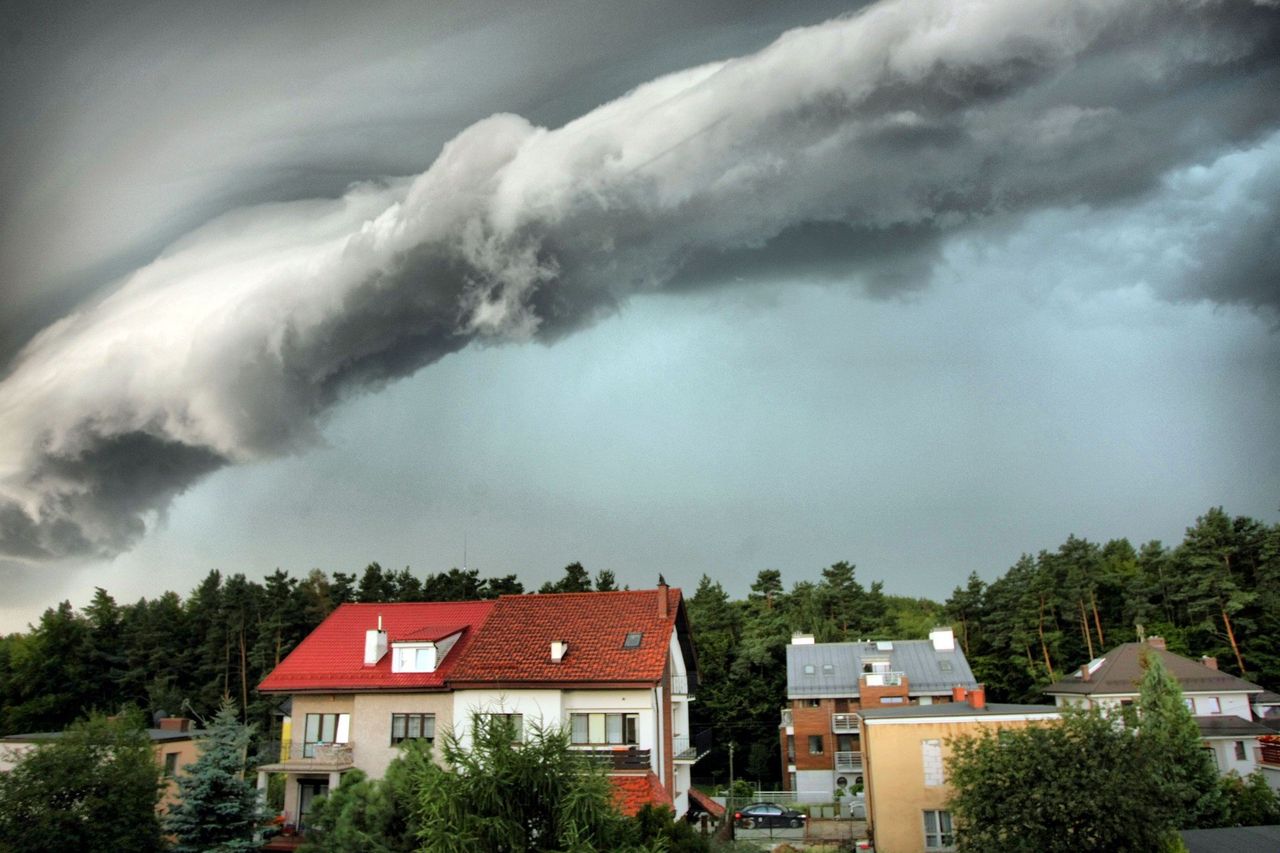 Bydgoszcz: Czwartek 31 lipca z burzami. IMGW wydał ostrzeżenie