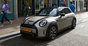 Dwa oblicza nowego MINI. Auta stworzone do jazdy miejskiej