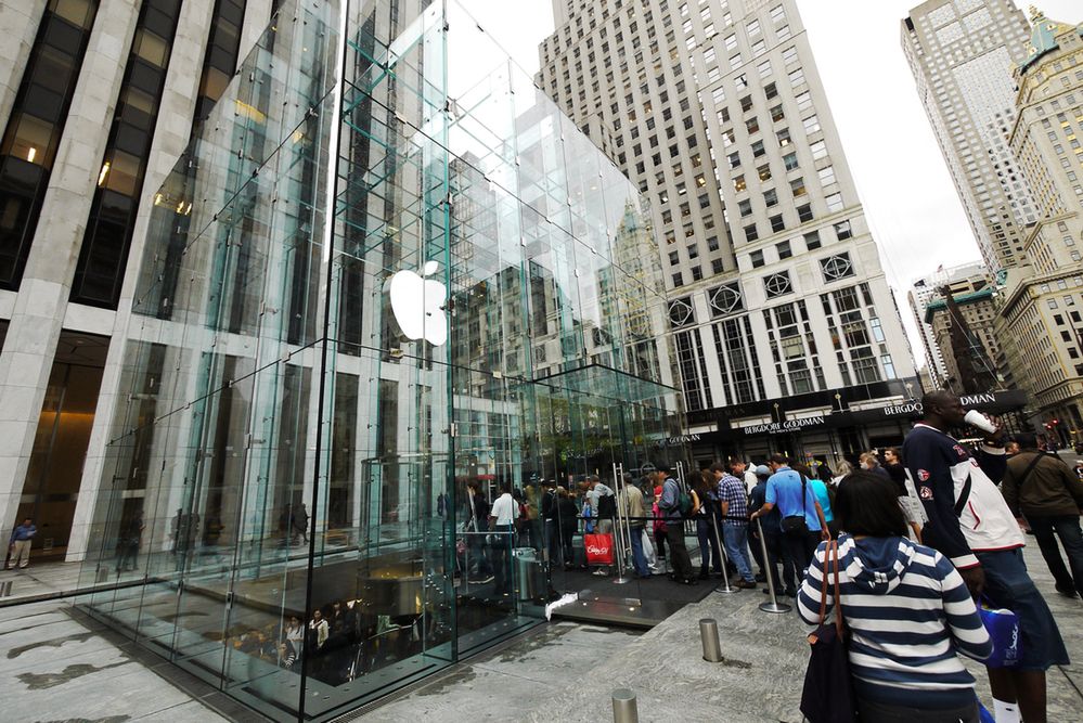 Gdybym chciał kupić iPhone'a, pierwszy ustawiłbym się w kolejce