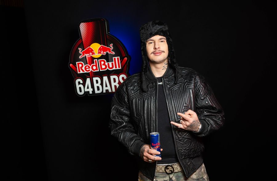 White 2115 dołącza do Red Bull 64 Bars. Co zarapuje?