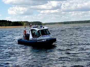 Dramat nad wodą. Na brzegu zostały tylko ubrania