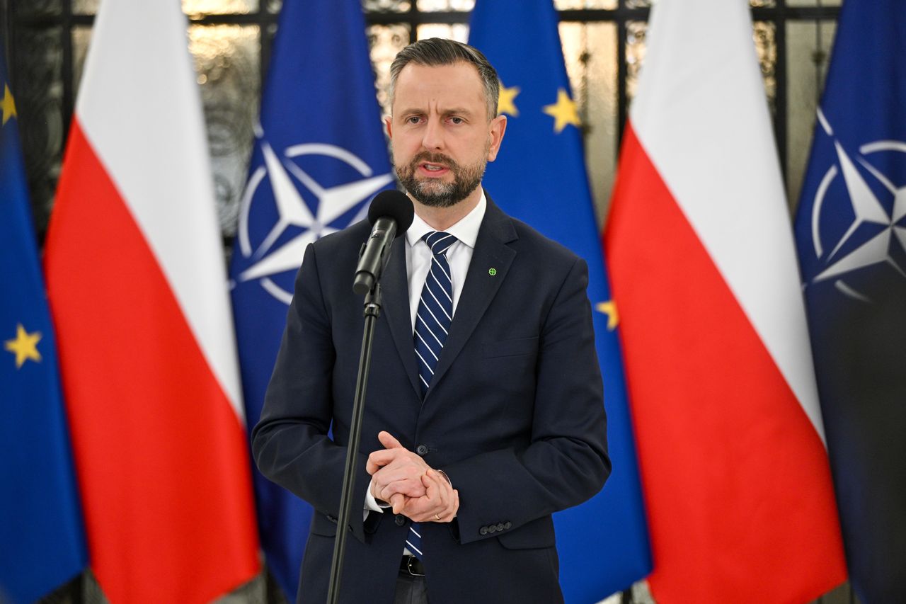 Szef MON o starcie nowego ośrodka. Ma przyspieszyć badania sprzętu