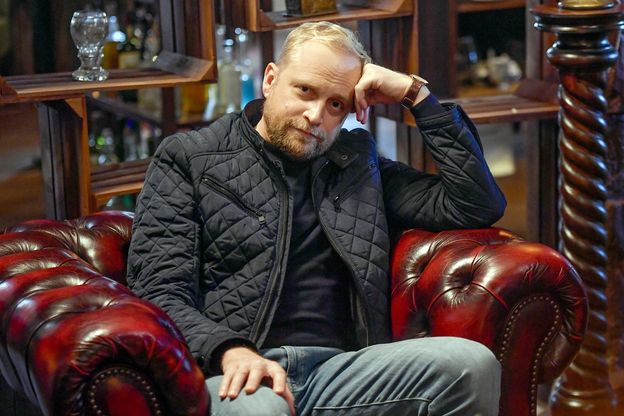 Miks emocji pod wpisem Weroniki Rosati o wypadku i apelu do Piotra Adamczyka. Znani wspierają, internauci grzmią: "PO CO TO ROBISZ?"