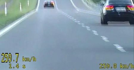 Pirat drogowy z Miechowa w lamborghini. Zobaczcie, ile miał na liczniku