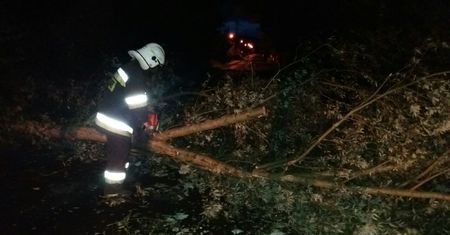 Wichura nad powiatem ostrowieckim