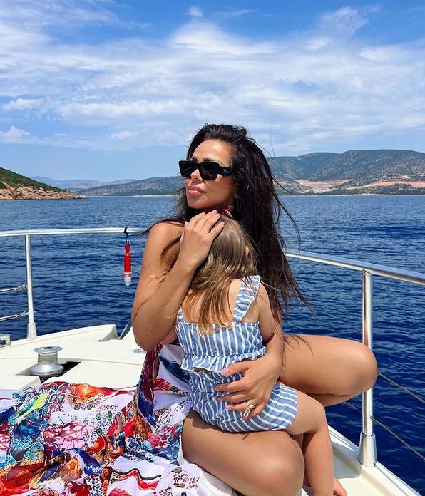 Sylwia Bomba z córką