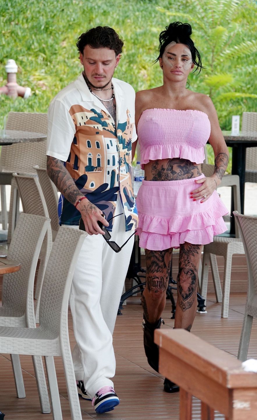 Katie Price "przyłapana" z ukochanym