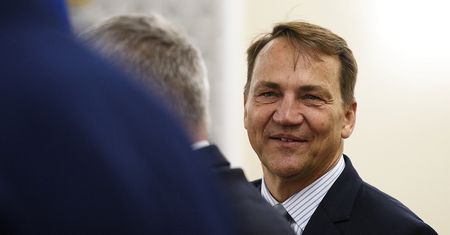 Sikorski przedłużył wizytę w USA. Wiemy, co będzie robić i z kim planuje się spotkać