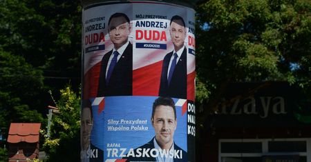Wybory 2020. Rafał Trzaskowski kontra Andrzej Duda - najlepsze memy w internecie