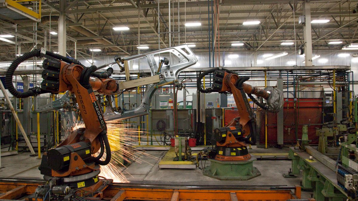 W fabryce w Tuscaloosie powstaje m.in. Klasa C na rynek amerykański, a także GLE, GLE Coupe oraz GLS