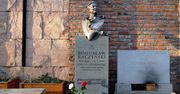 Zgrzyt na grobie Bogusława Kaczyńskiego. Pojawił się pewien symbol. Wielu może zaskoczyć