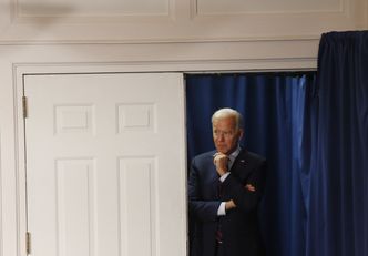 Bogaci Amerykanie zrzekają się obywatelstwa. Powód? Podatki