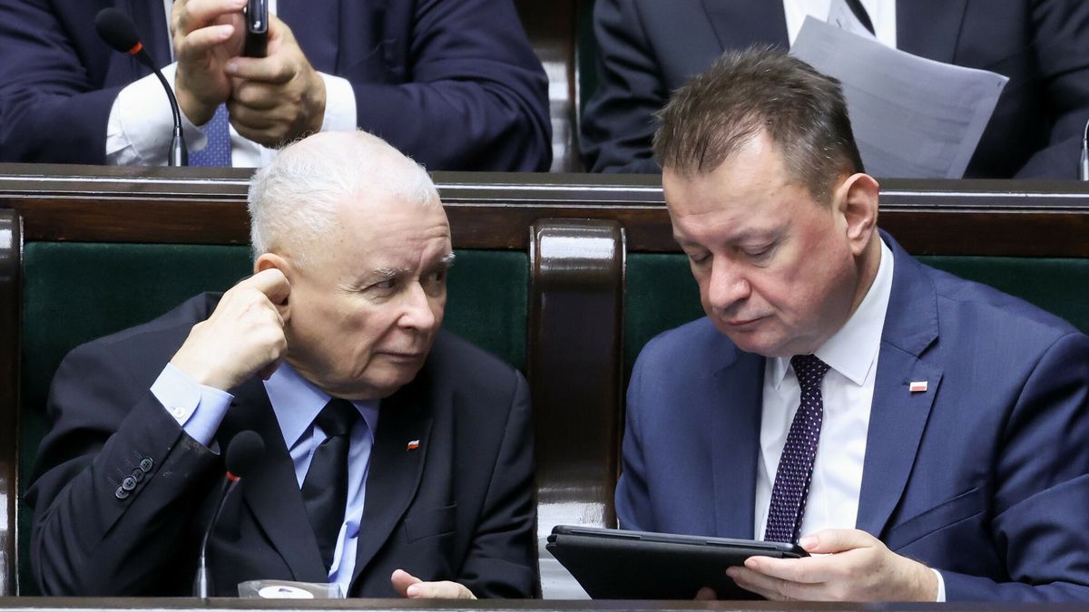 23. posiedzenie Sejmu X kadencji
05.12.2024 Warszawa 23. posiedzenie Sejmu X kadencji Fot. Jacek Dominski/REPORTER
N/z: Jaroslaw Kaczynski, Mariusz Blaszczak
Jacek Dominski/REPORTER