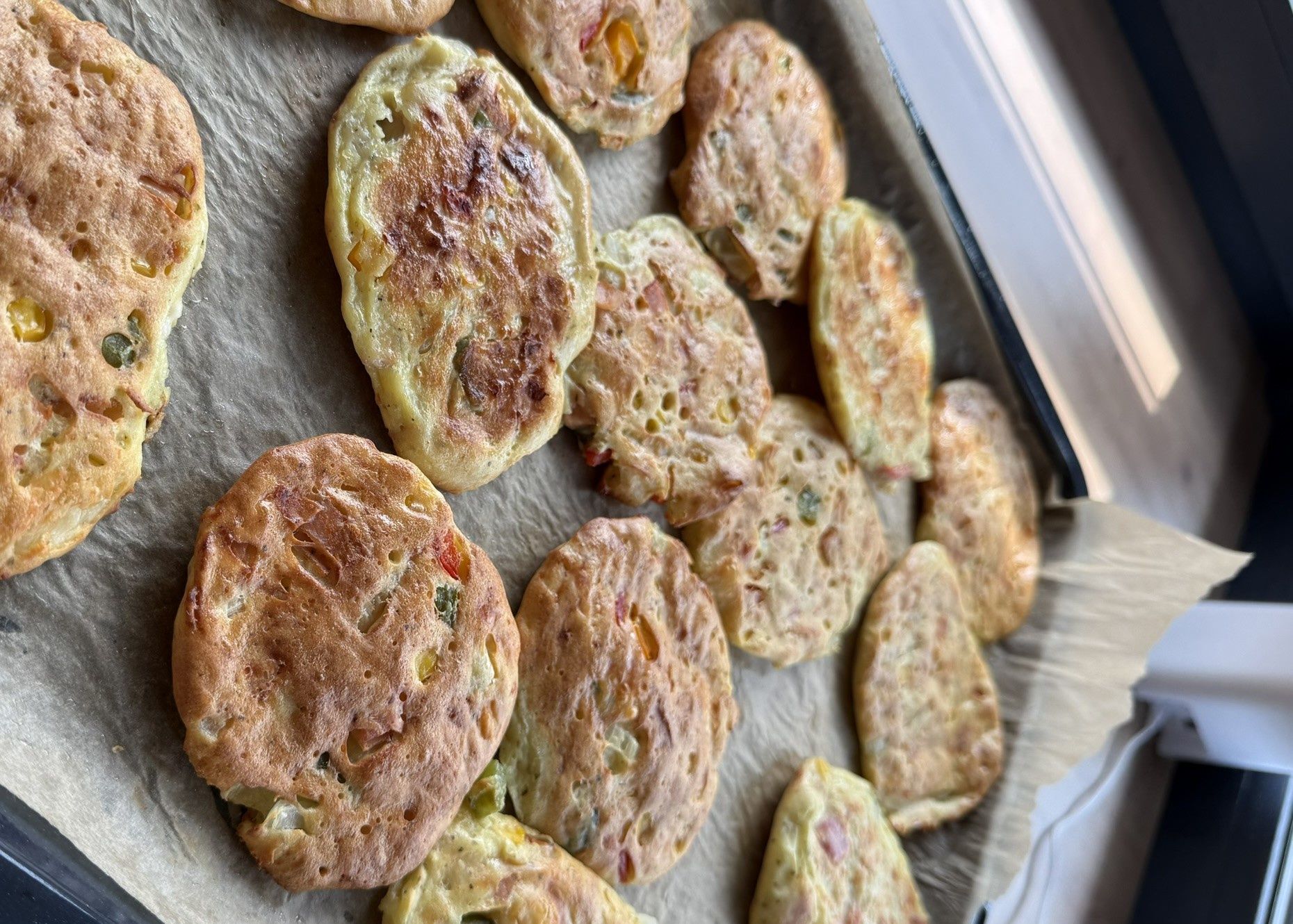 Placki a'la pizza na blaszce 