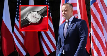 Powstał zegarek we współpracy z Kancelarią Prezydenta. Cena: 4 tys. zł