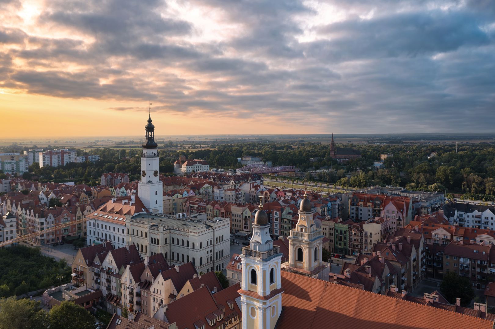 poland, lower silesia, old town, travel, skyline, cityscape, market, square, rynek, landmark, panorama, panoramic, aerial, evening, sunset, destination, city, summer, vacations, symbol, drone, view, architecture, town, europe, historic, old, sky, street, tourism, urban, landscape, scenic, sight, attraction, downtown, famous place, colorful, vibrant, tourist, castle, river, church, oder, town hall, ratusz