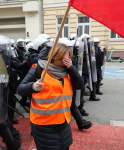 Bitwa z policją przed Sejmem. Będzie ciąg dalszy protestów. "Ostrzegam"