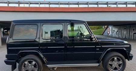 Rafał Pacześ wystawił Mercedesa G 500 W463. Oczekuje 199 tys. zł