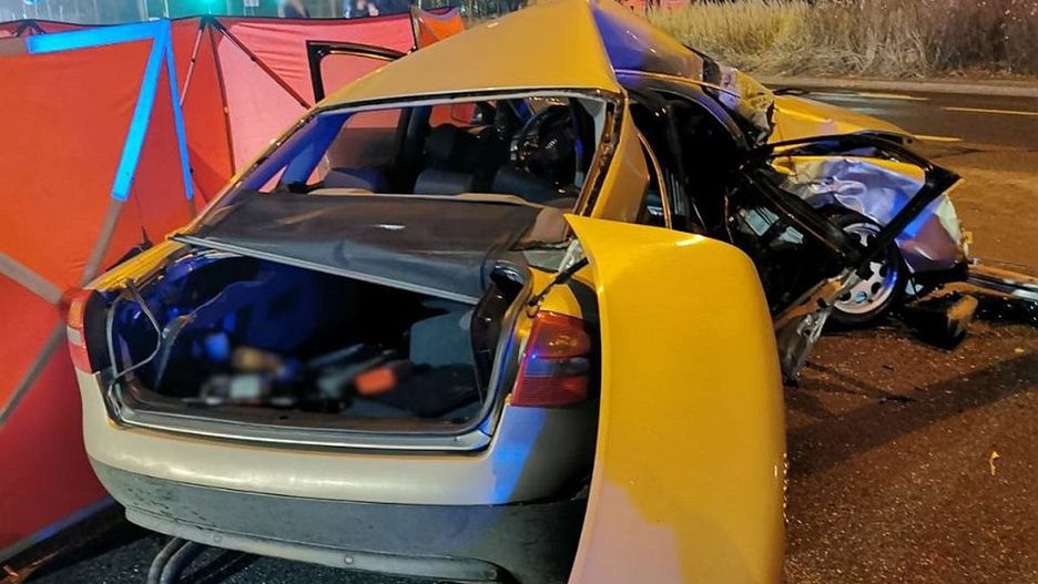 Śmiertelny wypadek w Olsztynie. Dwójka rodzeństwa zginęła na miejscuFot. KMP Olsztyn