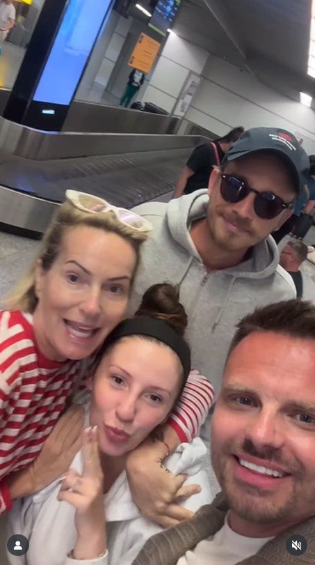 Smaszcz z synem, Hakiel, Serowska