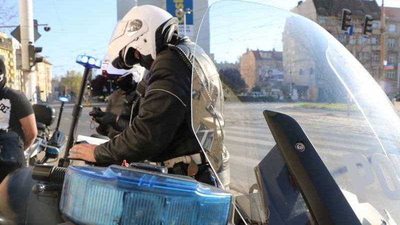 Wrocław. Policja przeprowadziła akcję "Motocyklista". Sporo mandatów i wniosków do sądu