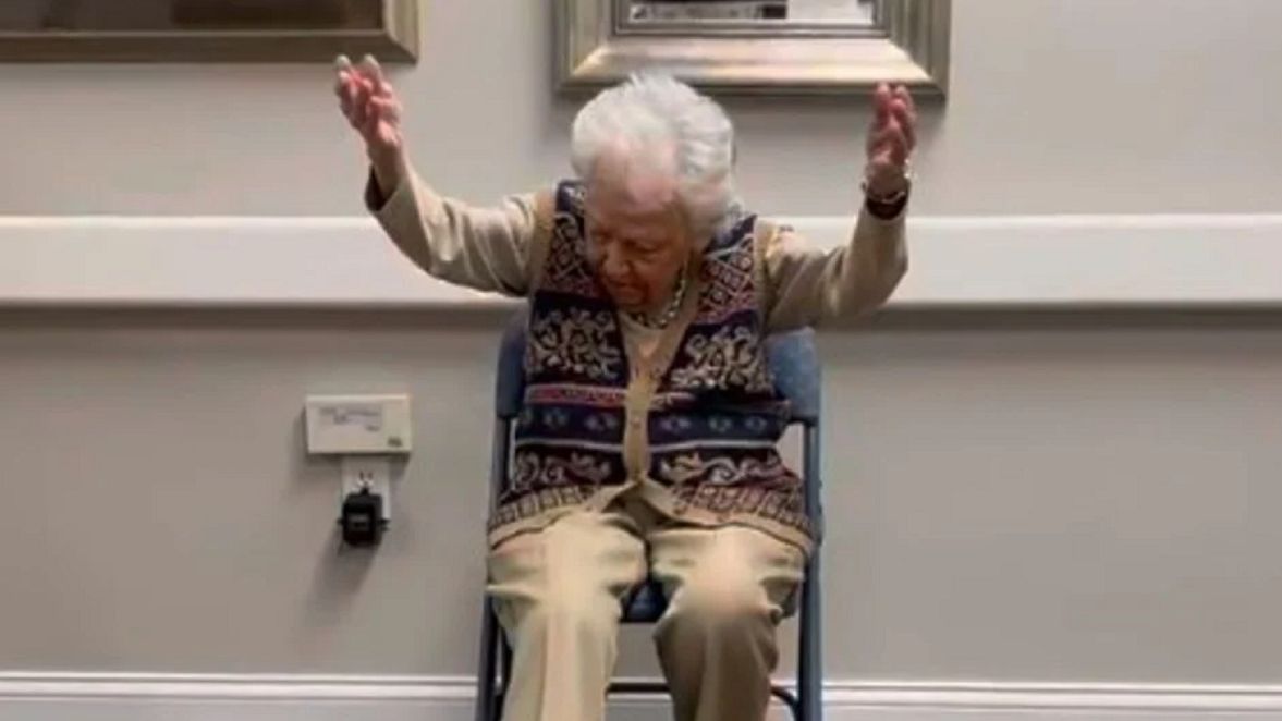 Jean Bailey cały czas jest aktywna