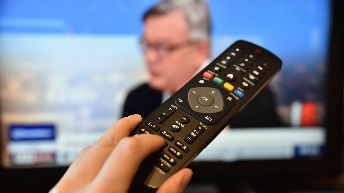 Stock Bart?omiej Magierowski
Fot. Bartlomiej Magierowski/East News. Wroclaw 11.01.2023. Mozliwe zmiany w kolejnosci programow "lex-pilot". Zdjecie ilustracyjne - pilot TV, w tle ekran telewizora.
Bartlomiej Magierowski