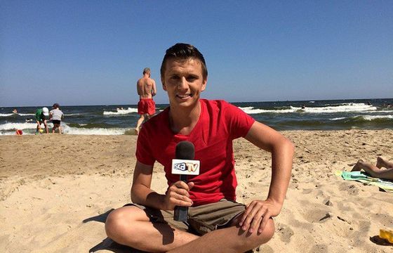 „Impreza na maxa”  - nowy program Zoom TV. Prowadzącym Krystian Kojder