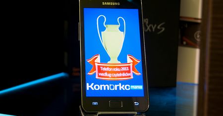 Telefonem roku według czytelników Komorkomania.pl został...