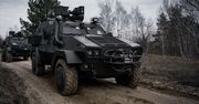 Mkną jeden za drugim. Transportery z Polski zauważone na froncie