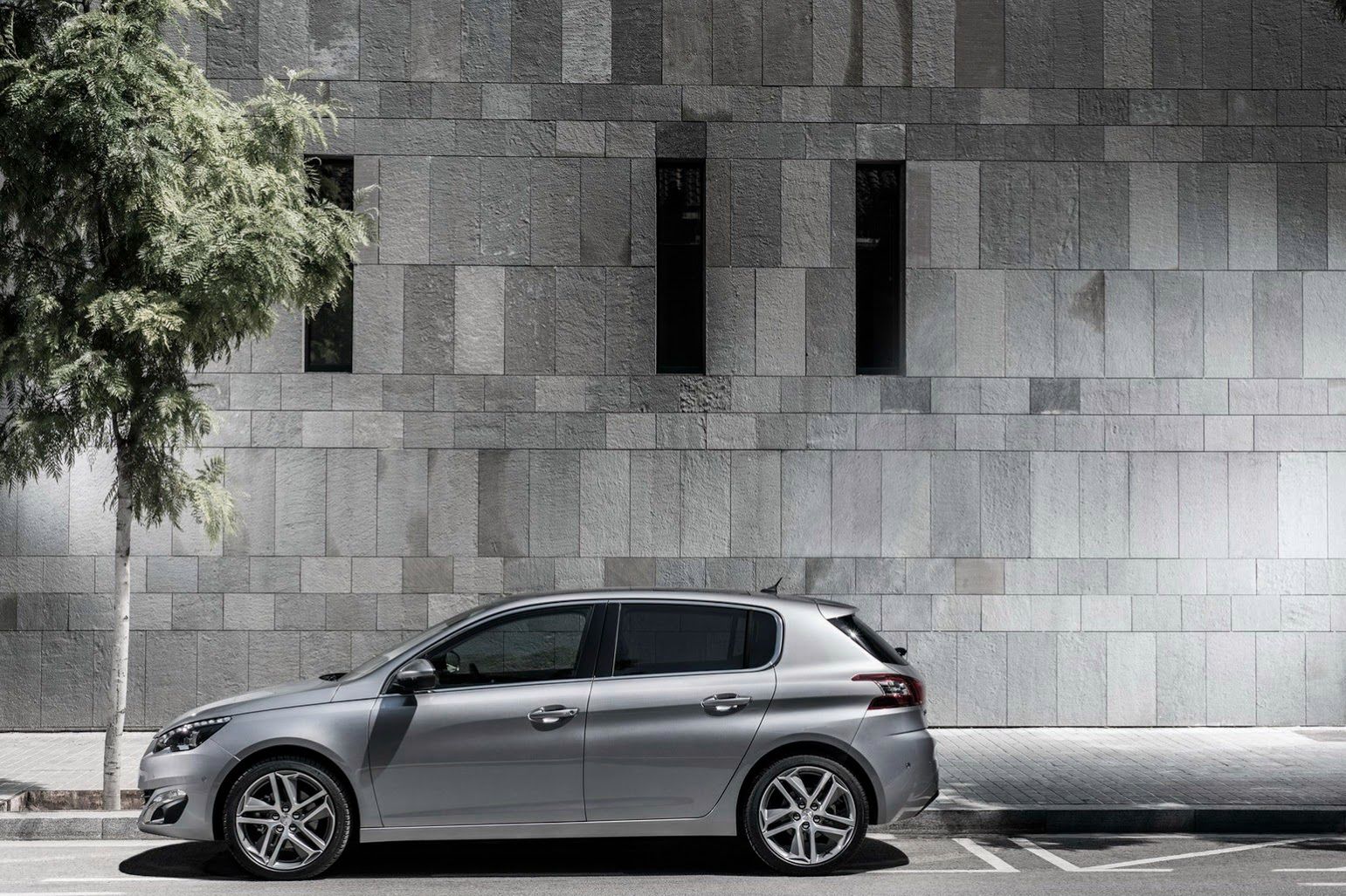 Nowy Peugeot 308 w obszernej galerii zdjęć 63