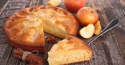 Jesienne wypieki. Jak odróżnić szarlotkę od jabłecznika?