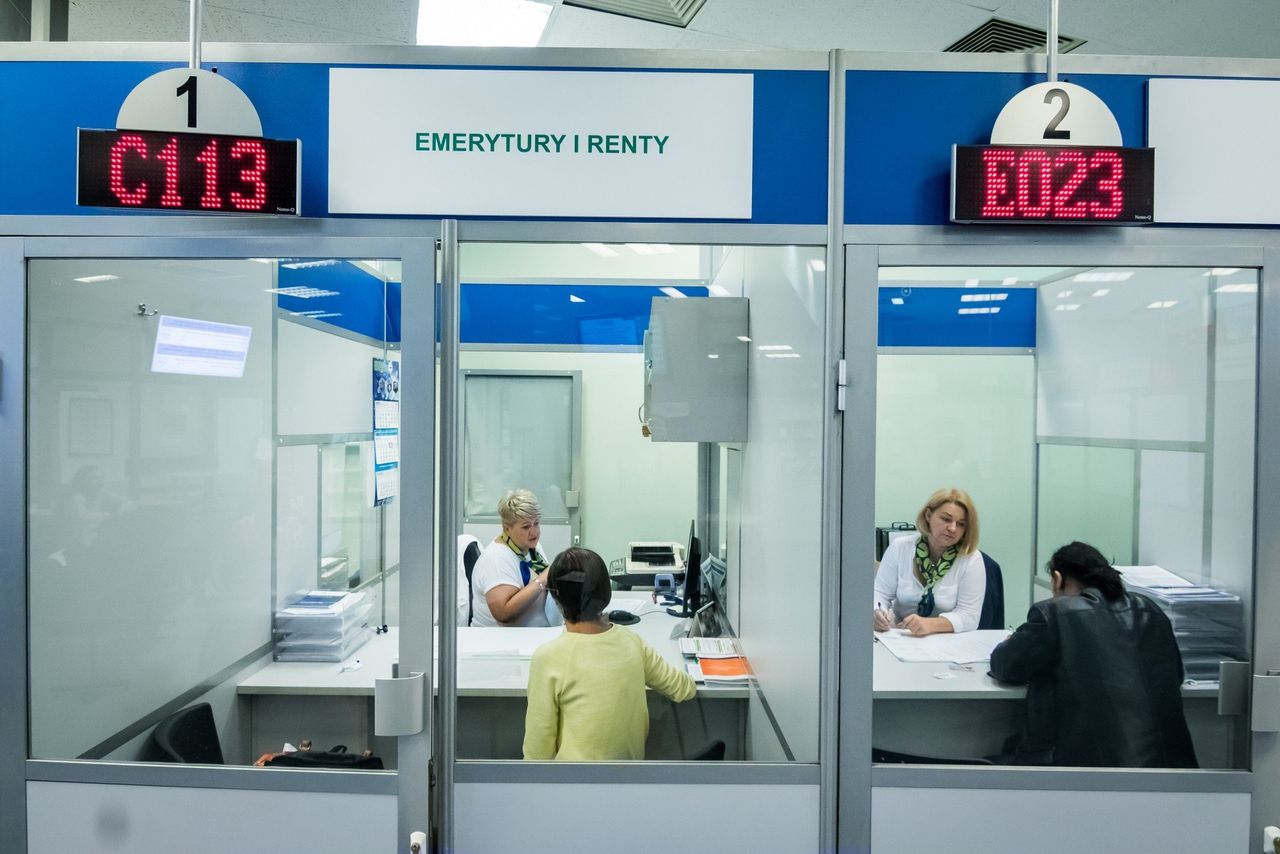 Tak zmienią się kwoty emerytur. Prognozowane wyliczenia na 2026