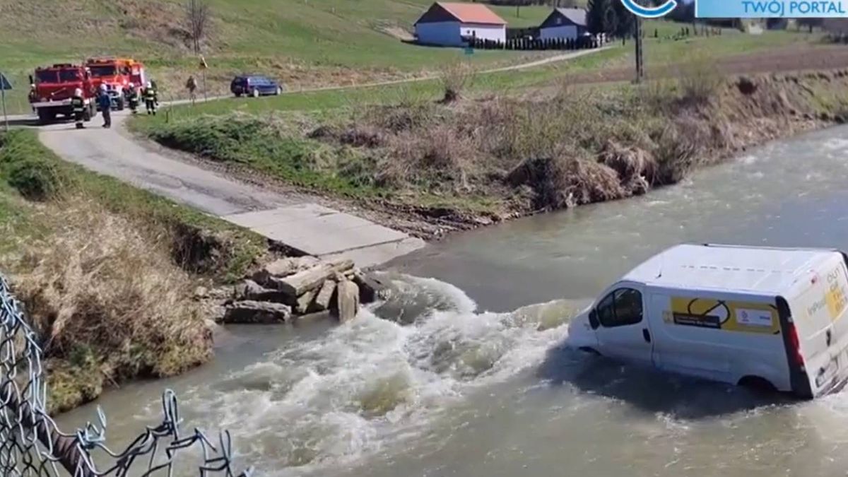 Kurier, chcąc skrócić sobie drogę, postanowił pokonać rzekę Wisłokę