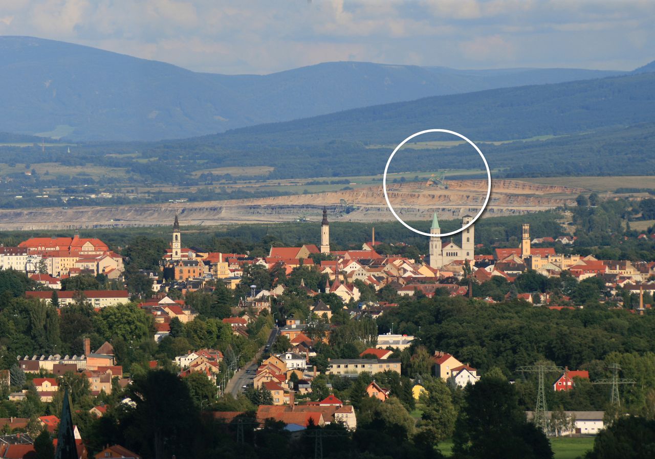 W Niemczech żyją w cieniu Turowa. I boją się o majątki. "Kto nam zapłaci za straty?"