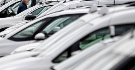 Warszawa. Mafia taksówkarska naciąga klientów. Kierowcy jeżdżą po narkotykach