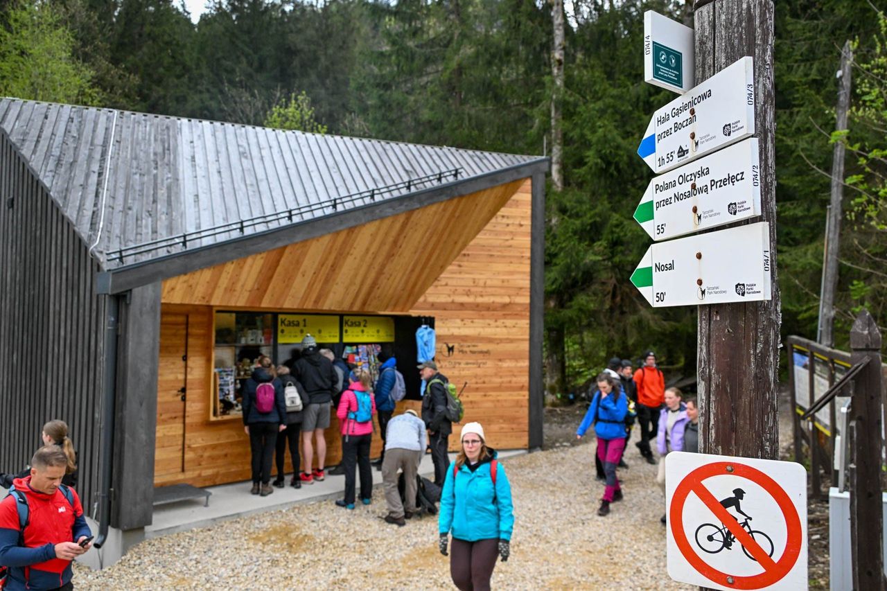 Nowy punkt kasowy TPN w Kuźnicach. Koniec z drewnianym domkiem, czas na nowoczesność