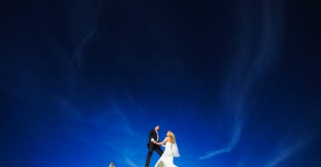 Jak legalnie niemal nie płacić podatków w fotografii ślubnej?