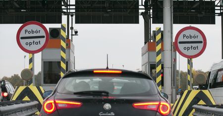 Odmrażanie gospodarki. Ruch na A4 powoli wraca do normy
